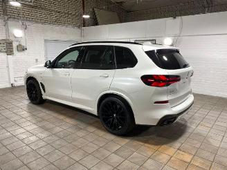 BMW X5 xDrive50e M Sport Pro PANO/HUD/AHK/H&K/360 picture 3