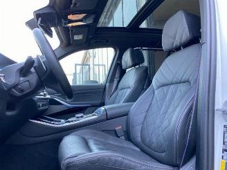 BMW X5 xDrive50e M Sport Pro PANO/HUD/AHK/H&K/360 picture 16
