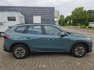 BMW iX1 eDrive20 KAM/H&K picture 2