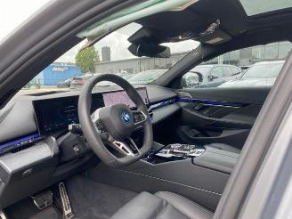 BMW i5 xDrive40 M Sport Pro PANO/HUD/AHK/360/NAVI picture 18