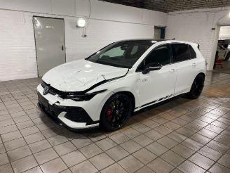 Volkswagen Golf GTI Clubsport PANO/HUD/360/H&K/NAVI picture 7