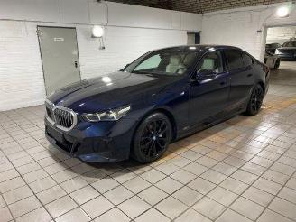 skadebil auto BMW i5 eDrive40 M Sport HUD/360/NAVI 2024/2