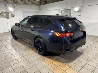 krockskadad bil auto BMW 5-serie 2025/10