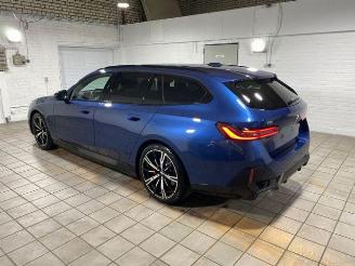 BMW i5 xDrive40 Touring M Sport Pro PANO/HUD/360/B&W picture 3