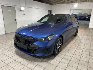 Damaged car BMW i5 xDrive40 Touring M Sport Pro PANO/HUD/360/B&W 2025/10