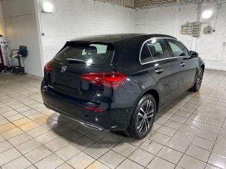 Schadeauto Mercedes A-klasse  2025/9