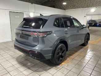 Auto incidentate Volkswagen Tiguan 2.0 TDI DSG 4Motion R-Line AHK/360/NAVI 2025/9