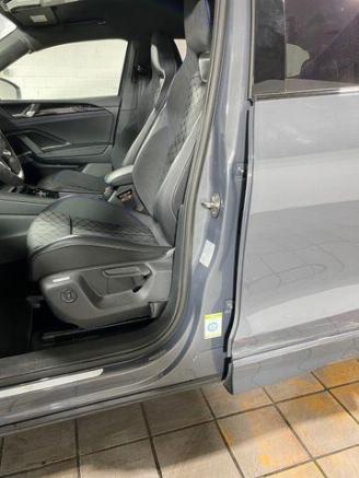 Volkswagen Tiguan 2.0 TDI DSG 4Motion R-Line AHK/360/NAVI picture 20