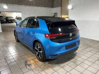 Coche accidentado Volkswagen ID.3 Pro 2025/10