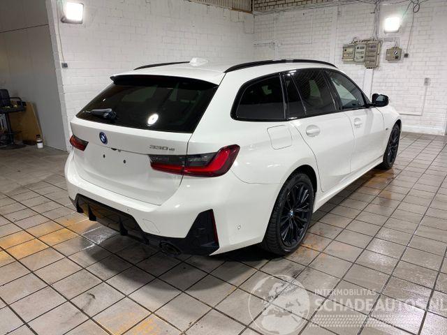 BMW 3-serie 0e Touring M Sport HUD/AHK/KAM/NAVI