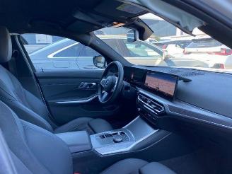 BMW 3-serie 0e Touring M Sport HUD/AHK/KAM/NAVI picture 17
