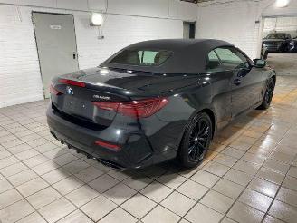 krockskadad bil auto BMW M4 40i xDrive Cabrio HUD/H&K 2026/3