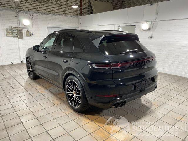 Porsche Cayenne E-Hybrid Black Edition PANO/CHRONO/BOSE