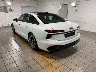 Coche accidentado Audi A6 Limousine e-Hybrid quattro 270 kW S line 2026/5