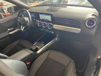 Mercedes EQB 300 4Matic KAM/NAVI picture 18