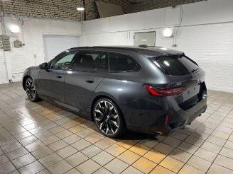 BMW i5 eDrive40 Touring M Sport Pro HUD/360/AHK/B&W picture 2