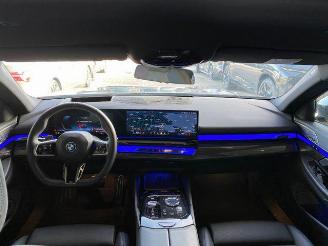BMW i5 eDrive40 Touring M Sport Pro HUD/360/AHK/B&W picture 27