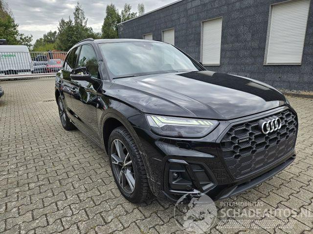 Audi Q5 45 TFSI quattro S line PANO/AHK/KAM/NAVI