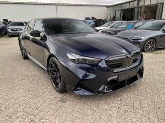 BMW M5 Limousine PANO/HUD/AHK/360/B&W/NAVI picture 1