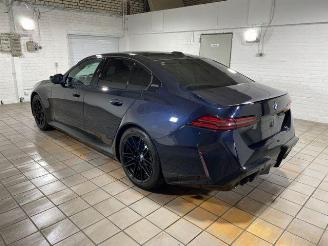 BMW M5 Limousine PANO/HUD/360/AHK/B&W/NAVI picture 4