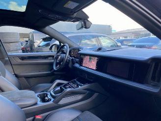 Porsche Cayenne Coupe GTS STANDHZG/CHRONO/PANO/AHK/360 picture 16
