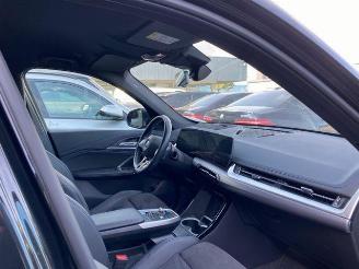 BMW iX1 xDrive30 M Sport Pro HUD/AHK/360/NAVI picture 17