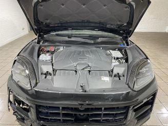 Porsche Cayenne E-Hybrid CHRONO/PANO/HUD/360/AHK/NAVI picture 11