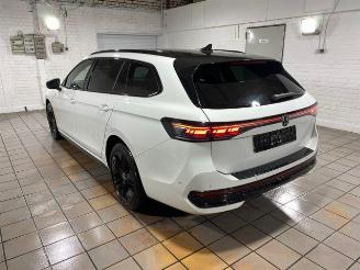 skadebil auto Volkswagen Passat Variant 1.5 TSI e-Hybrid R-Line HUD/KAM 2025/4