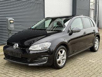 krockskadad bil auto Volkswagen Golf 1.4 TSI Lounge Pano Stoelverwarming Cruise 2015/9
