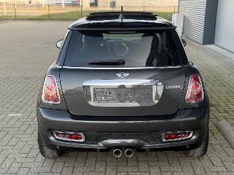 Mini Cooper S 1.6 Unieke Km stand Pano Cruise Leder Navi Clima picture 14