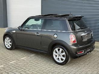 Mini Cooper S 1.6 Unieke Km stand Pano Cruise Leder Navi Clima picture 3