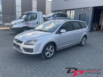 Vrakbiler auto Ford Focus Focus 2 Wagon, Combi, 2004 / 2012 1.8 16V 2008/1