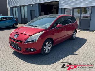 Salvage car Peugeot 5008 5008 I (0A/0E), MPV, 2009 / 2017 1.6 THP 16V 2010/9