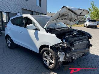 Hyundai Ix35 iX35 (LM), SUV, 2009 / 2015 2.0 16V picture 3