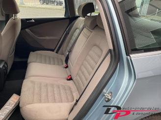 Volkswagen Passat Passat Variant (3C5), Combi, 2005 / 2010 2.0 FSI 16V picture 17