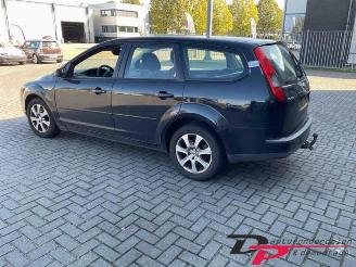 krockskadad bil auto Ford Focus Focus 2 Wagon, Combi, 2004 / 2012 2.0 16V 2006/5