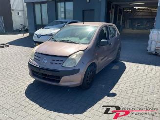 krockskadad bil bedrijf Nissan Pixo Pixo (D31S), Hatchback, 2009 1.0 12V 2010/4