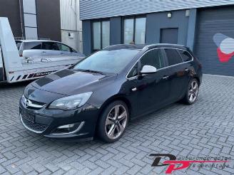 Uttjänta bilar auto Opel Astra Astra J Sports Tourer (PD8/PE8/PF8), Combi, 2010 / 2015 1.4 Turbo 16V 2013/3