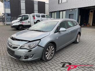 Uttjänta bilar auto Opel Astra Astra J Sports Tourer (PD8/PE8/PF8), Combi, 2010 / 2015 1.4 16V ecoFLEX 2011/7