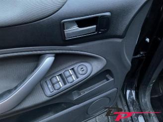 Ford Kuga Kuga I, SUV, 2008 / 2012 2.0 TDCi 16V picture 17