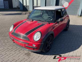 Uttjänta bilar auto Mini Mini Mini (R50/53), Hatchback, 2001 / 2007 1.6 16V One 2002/11