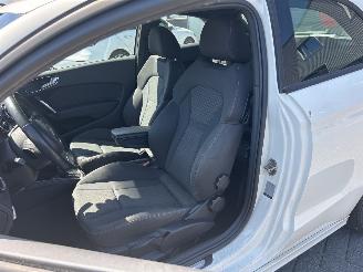 Audi A1 S-Line , 1.4 Benzine Automaat picture 16