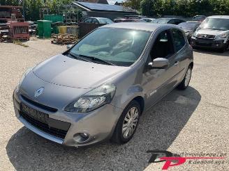 Sloopauto Renault Clio Clio III (BR/CR), Hatchback, 2005 / 2014 1.2 16V TCe 100 2010/7