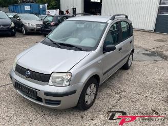 Vrakbiler auto Fiat Panda Panda (169), Hatchback, 2003 / 2013 1.1 Fire 2005/10