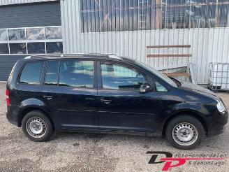 Volkswagen Touran Touran (1T1/T2), MPV, 2003 / 2010 2.0 FSI 16V picture 4