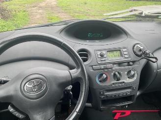 Toyota Yaris Yaris (P1), Hatchback, 1999 / 2005 1.3 16V VVT-i picture 10