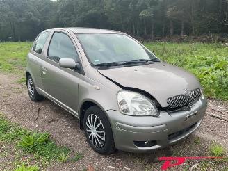 Toyota Yaris Yaris (P1), Hatchback, 1999 / 2005 1.3 16V VVT-i picture 3