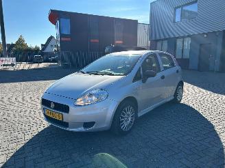 Coche accidentado Fiat Punto 1.3Diesel  Euro 5 Airco 2011/1