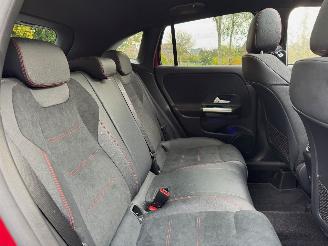 Mercedes GLA Mercedes-Benz GLA 250 e Panoramadach Camera Ambiance VOL! picture 15