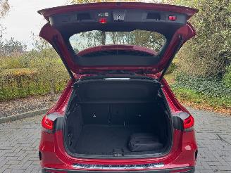 Mercedes GLA Mercedes-Benz GLA 250 e Panoramadach Camera Ambiance VOL! picture 12